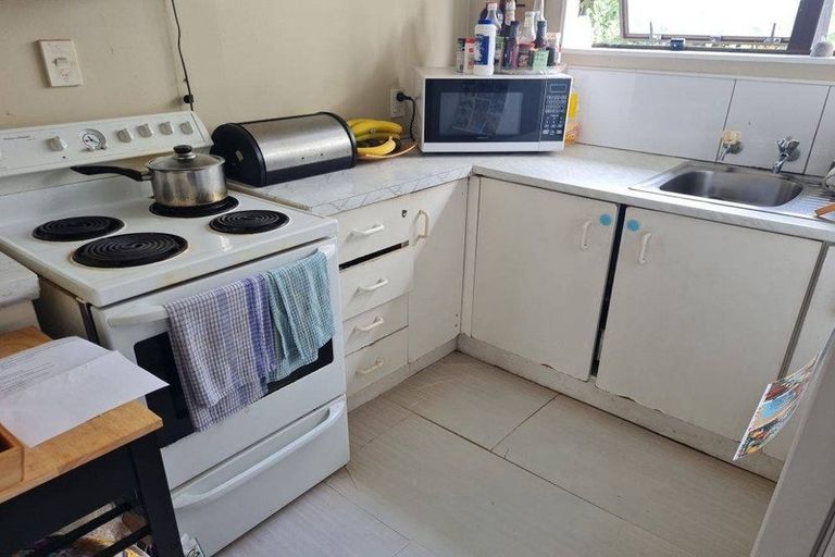 Photo of property in 2/21 Silver Creek Road, Weymouth, Auckland, 2103