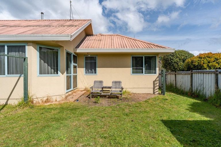 Photo of property in 10a Ashley Street, St Andrews, Hamilton, 3200