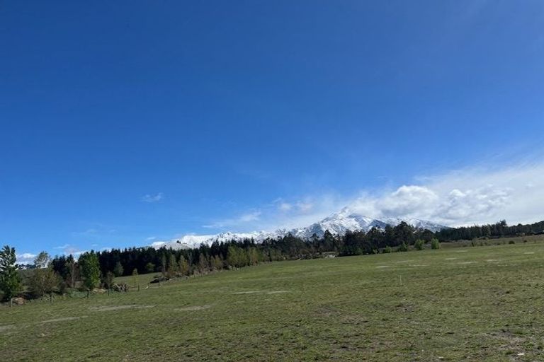 Photo of property in 124 Horseshoe Bend Drive, Albert Town, Wanaka, 9382