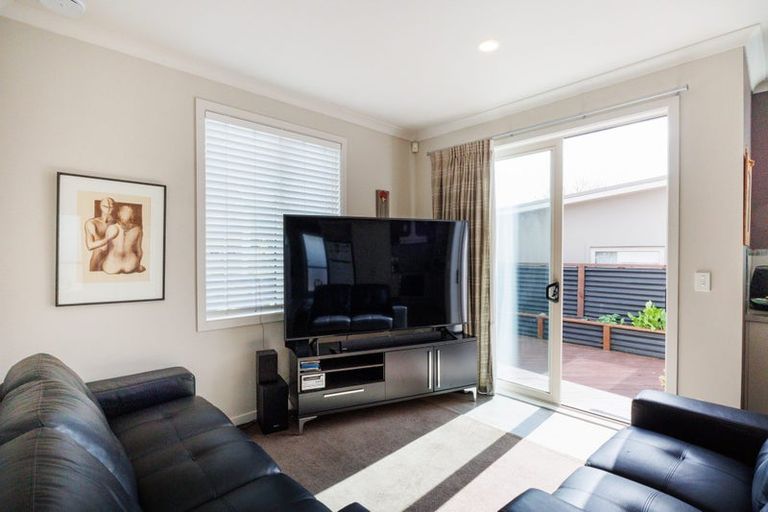 Photo of property in 31 Puriri Terrace, Roslyn, Palmerston North, 4414