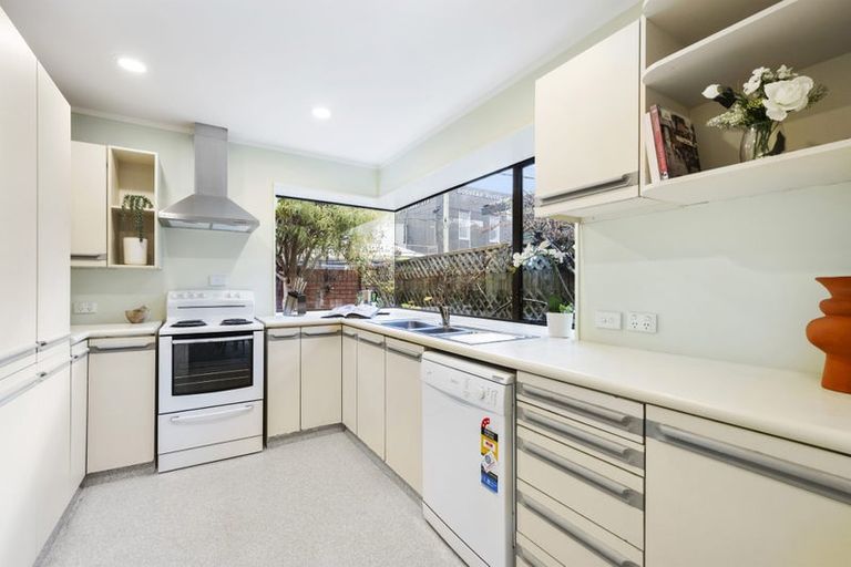 Photo of property in 21 Moxham Avenue, Hataitai, Wellington, 6021