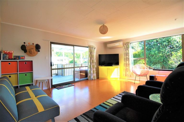 Photo of property in 17 Mako Avenue, Whiritoa, Whangamata, 3691