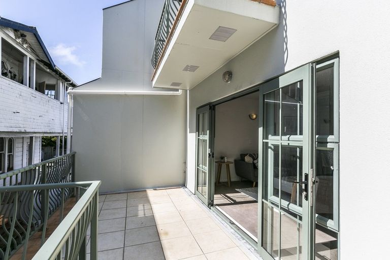 Photo of property in 6/142 Ghuznee Street, Te Aro, Wellington, 6011