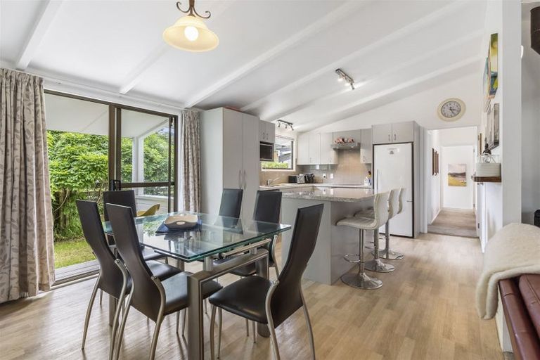 Photo of property in 218 Patuwai Drive, Whangamata, 3620