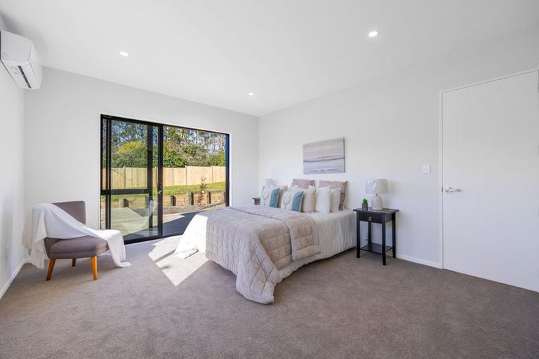 Photo of property in 30 Paihere Street, Huapai, Kumeu, 0810
