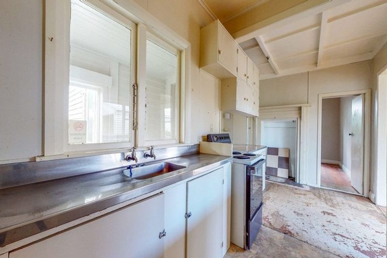 Photo of property in 90 Tirau Street, Putaruru, 3411