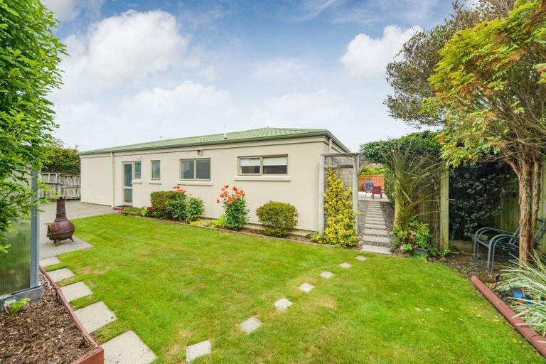 Photo of property in 6 Ursula Drive, Feilding, 4702