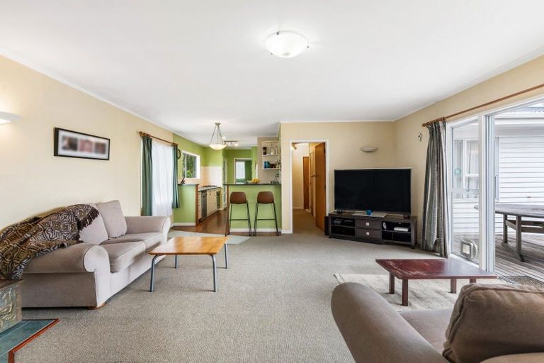 Photo of property in 1/12 Gibraltar Street, Howick, Auckland, 2014