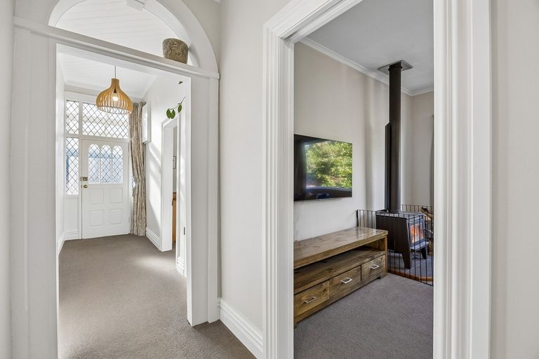 Photo of property in 11 Hazel Avenue, Caversham, Dunedin, 9012