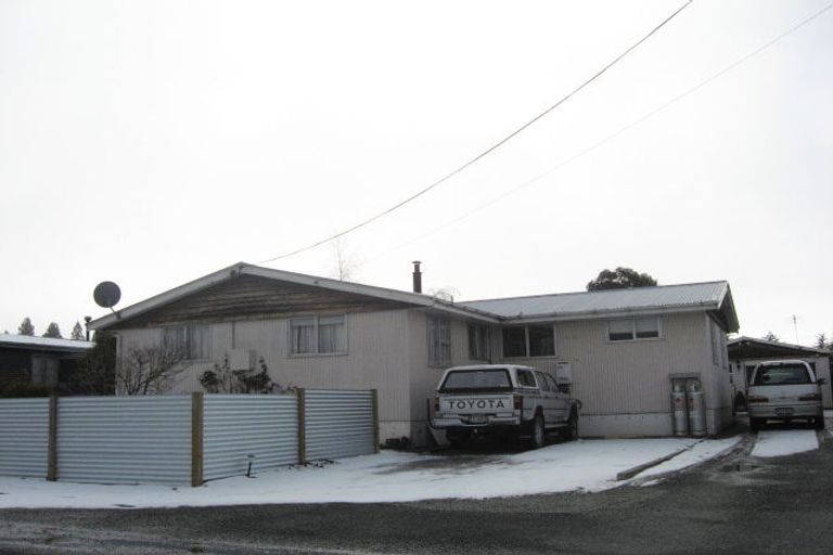Photo of property in 6 Hunter Crescent, Twizel, 7901