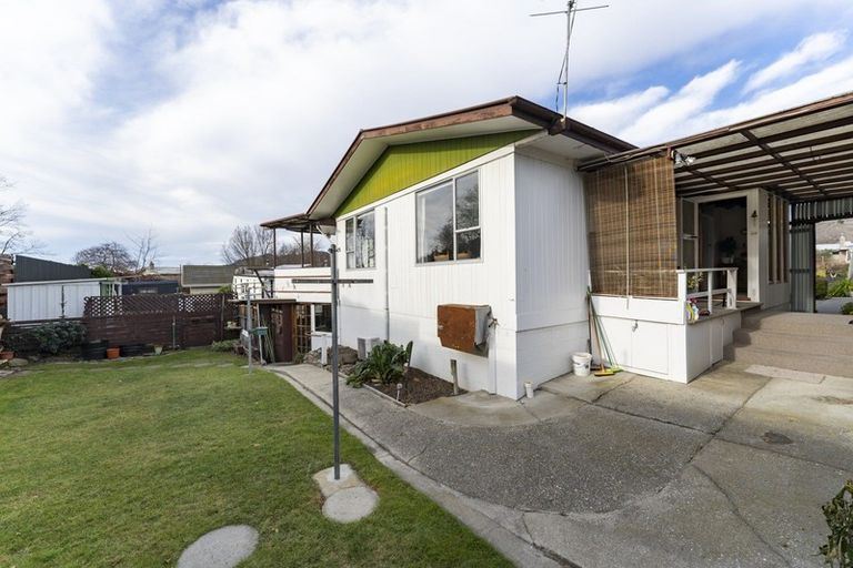 Photo of property in 4 Hart Place, Bridge Hill, Alexandra, 9320