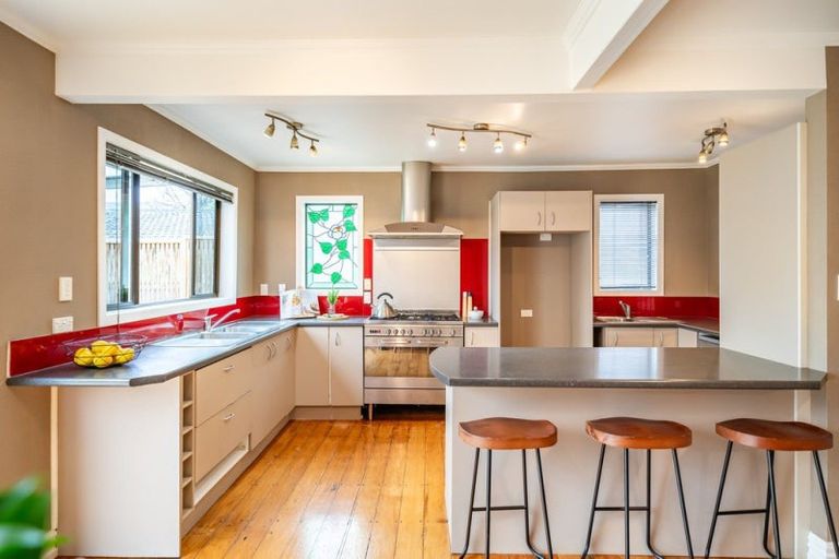 Photo of property in 10 Mchattie Lane, Clouston Park, Upper Hutt, 5018