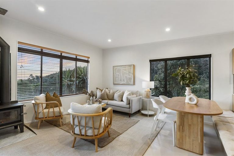 Photo of property in 333 Motutara Road, Muriwai, Waimauku, 0881