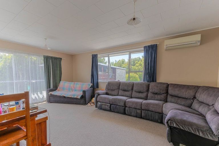 Photo of property in 51 Grey Street, Marton, 4710