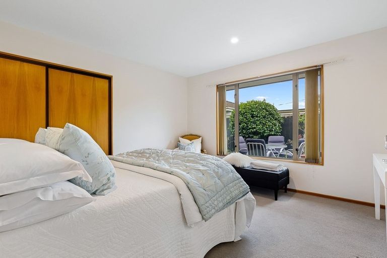 Photo of property in 3/61 Waimairi Road, Upper Riccarton, Christchurch, 8041