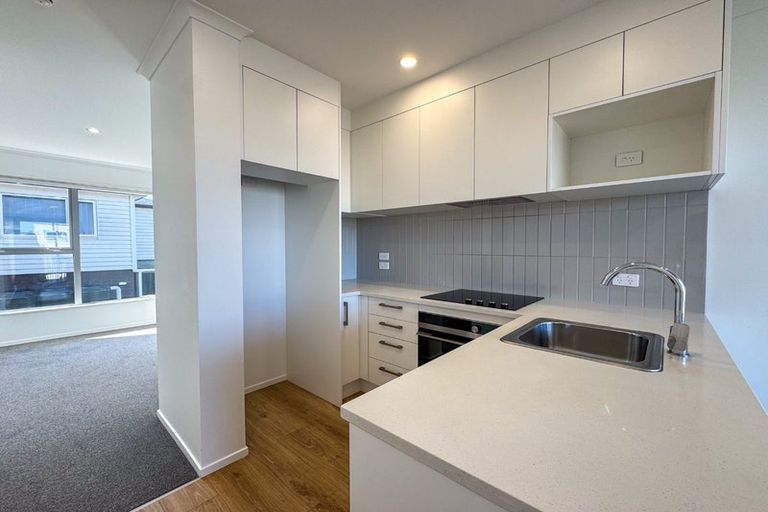 Photo of property in 39 Ngae Place, Mangere East, Auckland, 2024