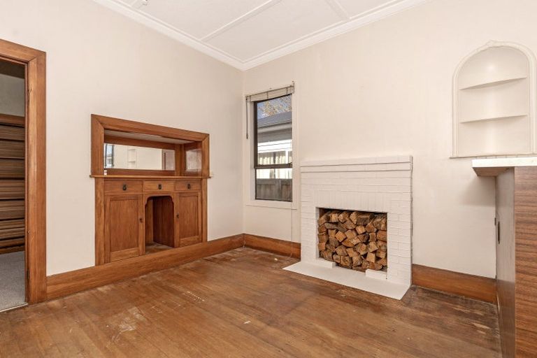 Photo of property in 14 De Lautour Road, Kaiti, Gisborne, 4010