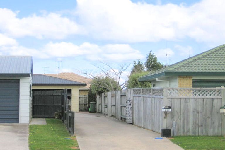 Photo of property in 22a Doncaster Drive, Papamoa Beach, Papamoa, 3118
