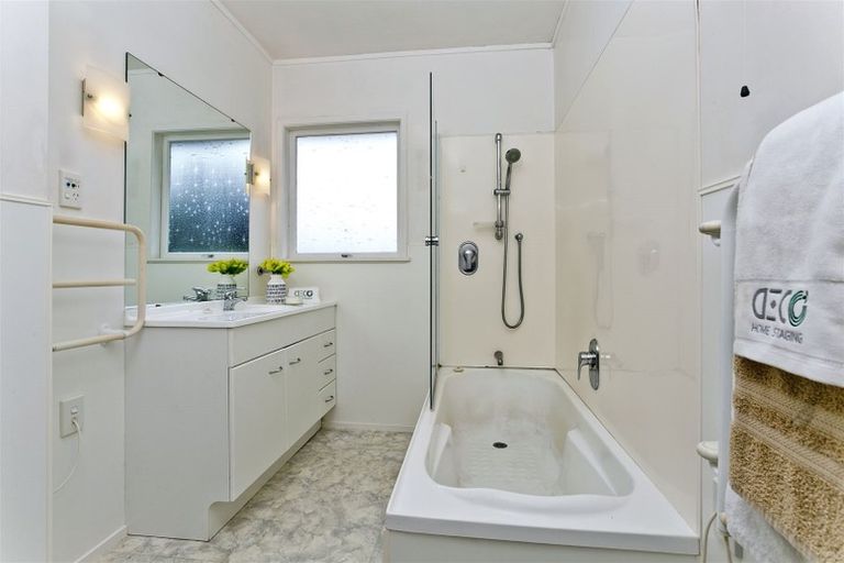 Photo of property in 2/7 Richards Avenue, Forrest Hill, Auckland, 0620