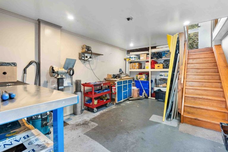 Photo of property in 15 Carlton Terrace, Westown, New Plymouth, 4310