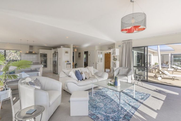 Photo of property in 20 Tui Road, Raumati Beach, Paraparaumu, 5032