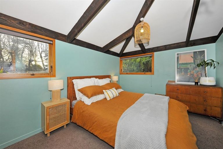 Photo of property in 351 Sawyers Arms Road, Harewood, Christchurch, 8051