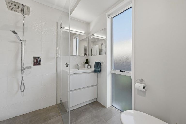 Photo of property in 15 Hansard Place, Bethlehem, Tauranga, 3110