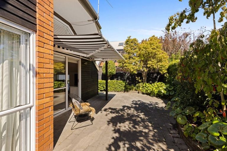Photo of property in 3/93 Aikmans Road, Merivale, Christchurch, 8014