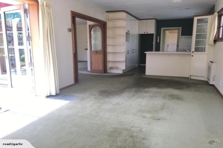 Photo of property in 252 Avonhead Road, Avonhead, Christchurch, 8042