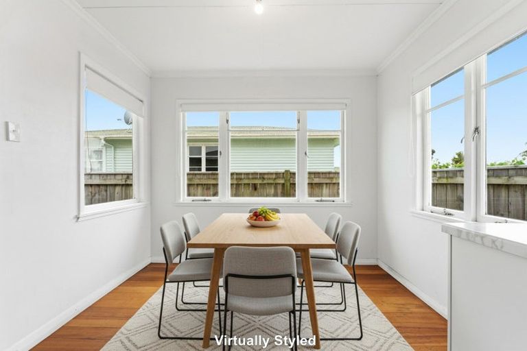 Photo of property in 12 Belvedere Crescent, Takaro, Palmerston North, 4412