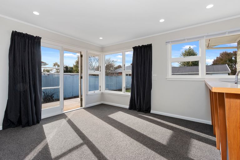 Photo of property in 1 Cavan Place, Mairehau, Christchurch, 8052