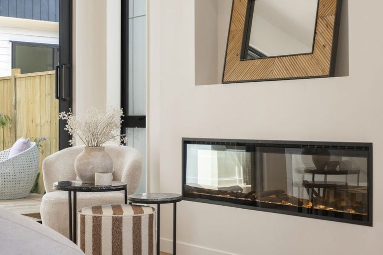 Photo of property in 102e Te Oneroa Way, Long Bay, Auckland, 0630