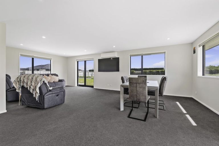 Photo of property in 34 County Drive, Hawera, 4610