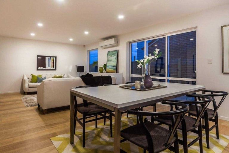 Photo of property in 20 Pikao Place, East Tamaki, Auckland, 2016