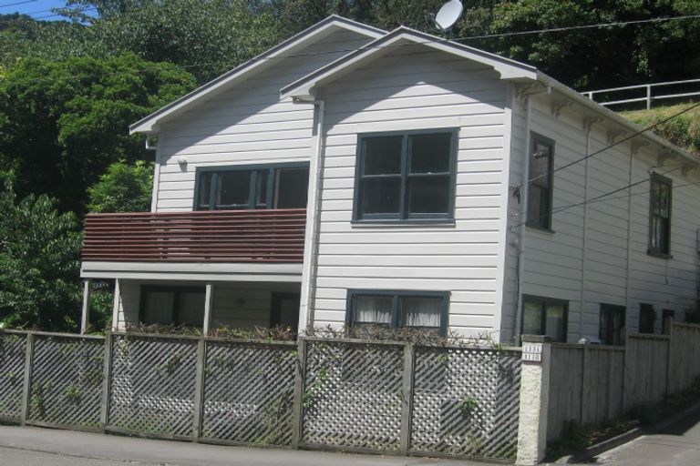 Photo of property in 48 Fairview Crescent, Kelburn, Wellington, 6012