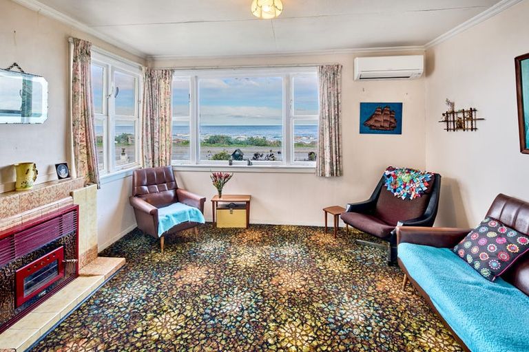 Photo of property in 166 Owhiro Bay Parade, Owhiro Bay, Wellington, 6023