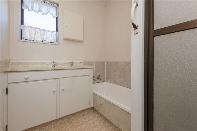 Photo of property in 1b Lord Auckland Road, Wakefield, 7025