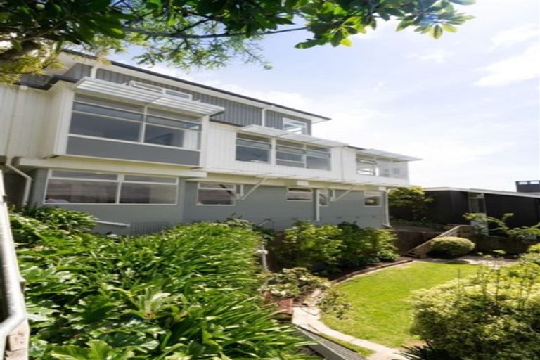 Photo of property in 27 Salamanca Road, Kelburn, Wellington, 6012