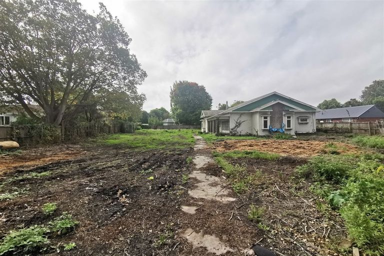 Photo of property in 25 Fifield Terrace, Waltham, Christchurch, 8023