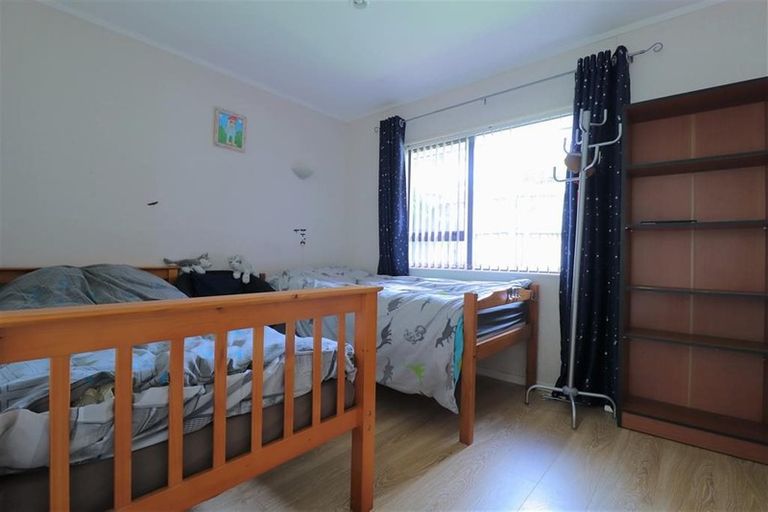 Photo of property in 104 Westerham Drive, Dannemora, Auckland, 2016