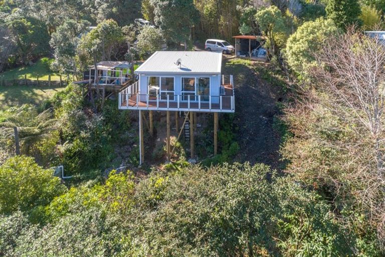 Photo of property in 185 Paku Drive, Tairua, 3508