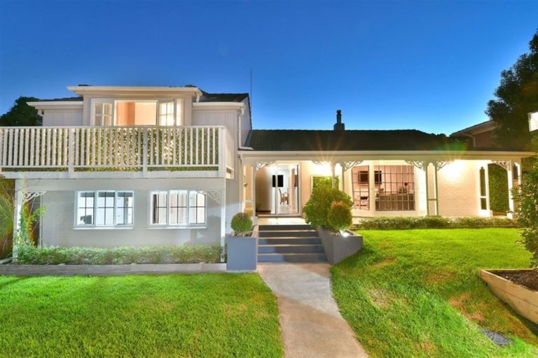 Photo of property in 78 Mayfair Crescent, Mairangi Bay, Auckland, 0630