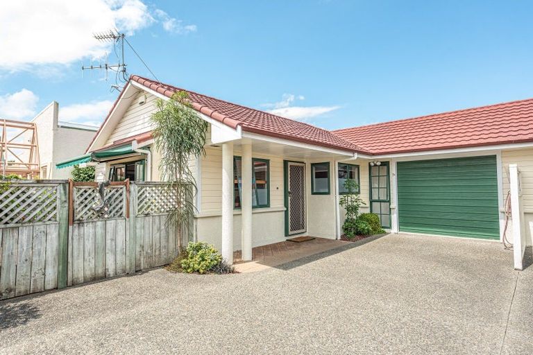 Photo of property in 7b Saint Georges Gate, Whanganui, 4500