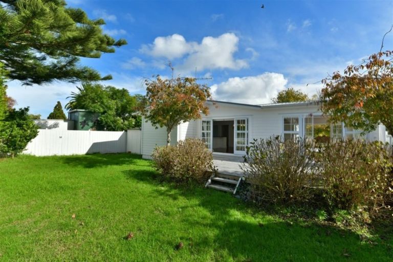 Photo of property in 77 The Circle, Manly, Whangaparaoa, 0930