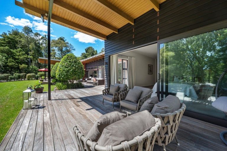 Photo of property in 66 Brownhill Road, Whitford, Manurewa, 2576