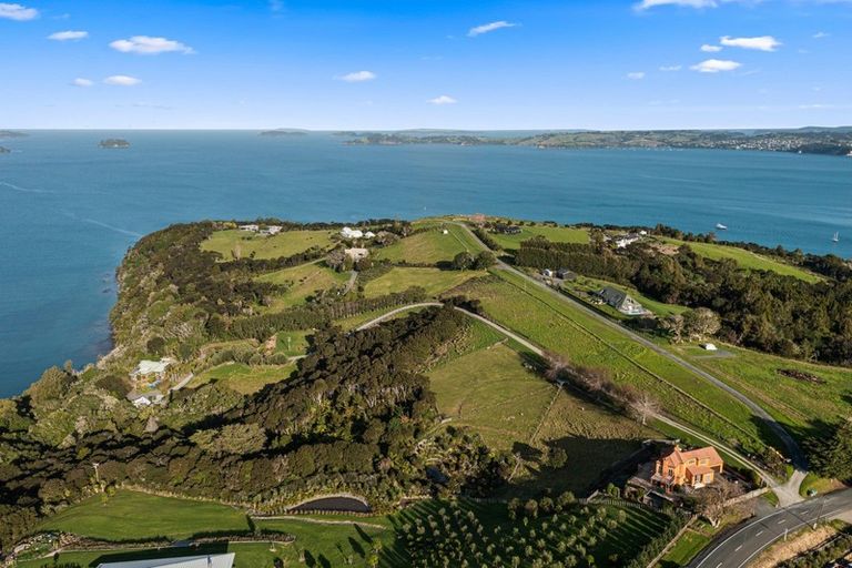 Photo of property in 220 Whitmore Road, Tawharanui Peninsula, Warkworth, 0986