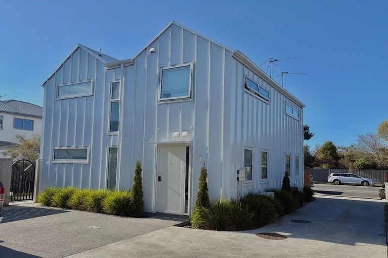 Photo of property in 2/289 Lyttelton Street, Spreydon, Christchurch, 8024