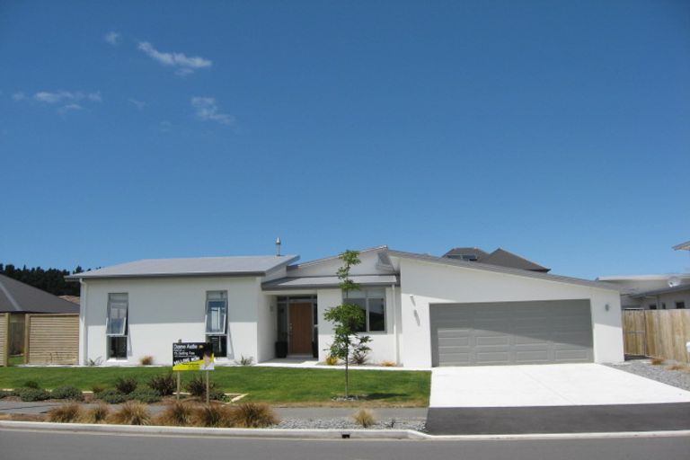 Photo of property in 66 Lamorna Road, Parklands, Christchurch, 8083