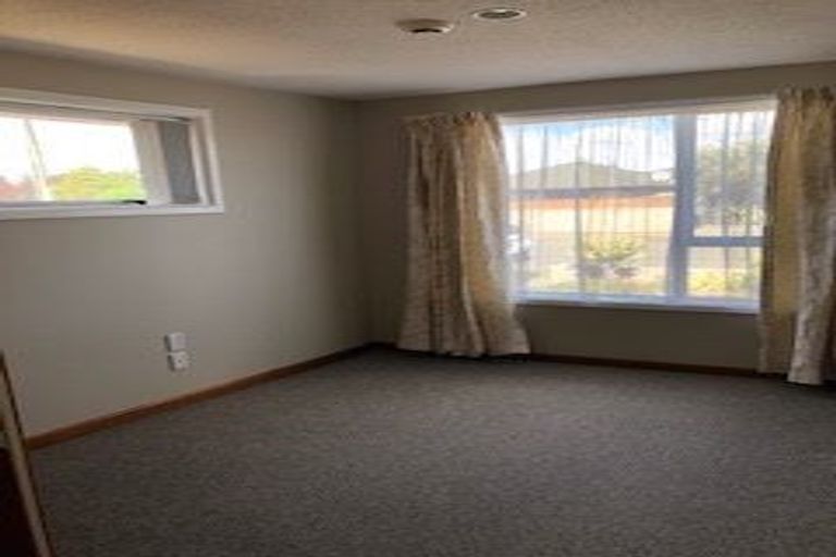 Photo of property in 4 Janet Street, Upper Riccarton, Christchurch, 8041