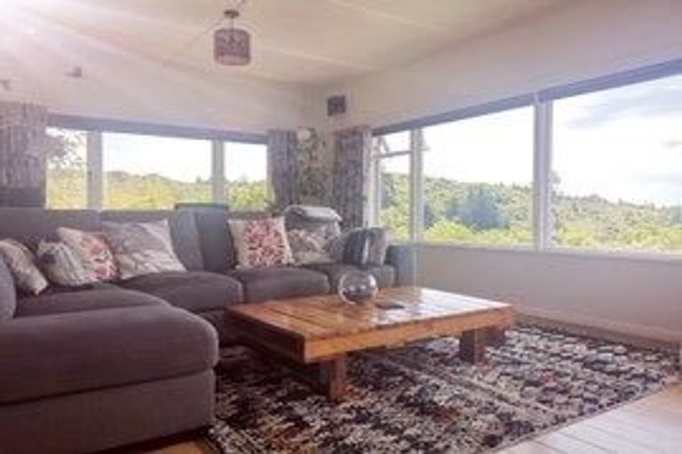 Photo of property in 8 Thompson Terrace, Toi Toi, Nelson, 7010